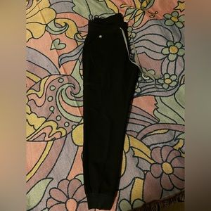 Black Figs Jogger Scrub Bottoms